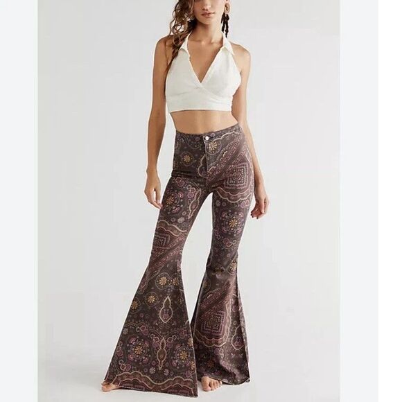 Free People We The Free Just Float On Printed Flare Jeans sz 31 Chocolate Combo - Picture 15 of 15
